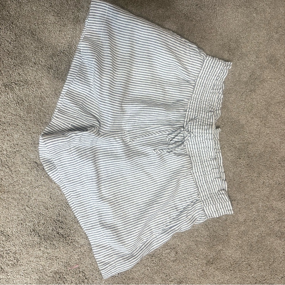 Women’s a new day large ruffled paper bag stripped loose casually dress shorts - Picture 4 of 4